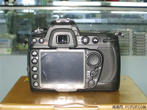 搭18-200mmVR镜头中端单反尼康D300促销