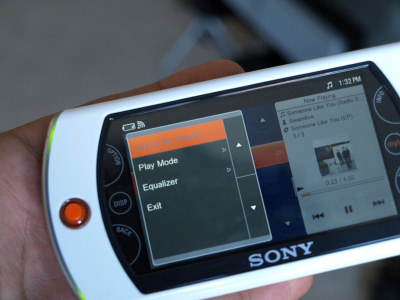 CES2008SONY多媒体掌上系统MYLO二代