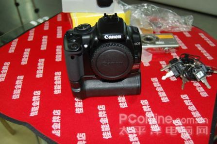 回应D40X 佳能400D套机+手柄疯狂跌价_数码