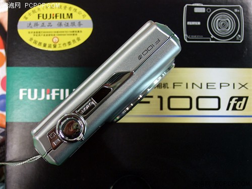 1200万像素顶级消费DC富士F100送卡