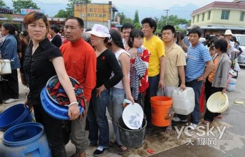 5.12四川汶川大地震---灾后人们的生活篇
