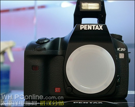 降速堪比重力加速度 宾得K20D机身猛爆5700