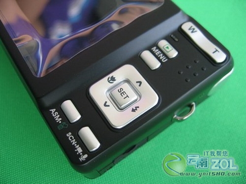 3倍光学变焦爱国者T1058卡片机售899