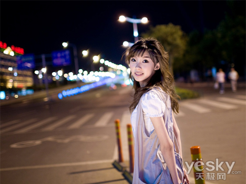 情迷霓虹 卡片相机夜景人像拍摄技巧解析(2)_数