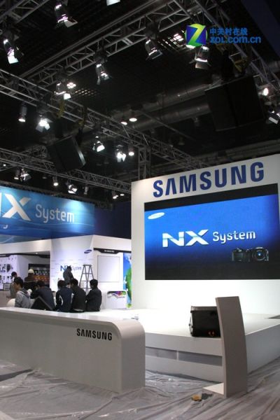 p&e2011:nx系统独领风骚 三星展台前报