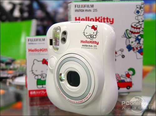 富士拍立得mini25HelloKitty版880元
