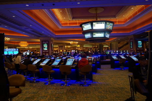 2500彩票网- 彩票开奖查询- 体彩专家分析足彩比分直播平