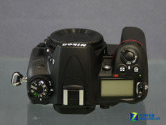 18-200ͷ῵D7000׻14200Ԫ