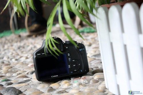 五一入手超值单反佳能550D套机热卖中