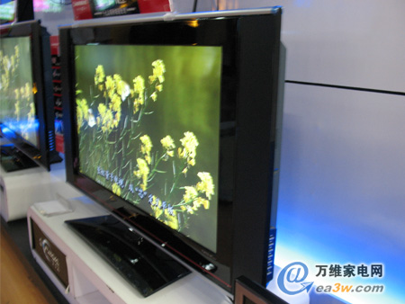 �ͼ۵ķ��񳤺�40��Һ�����ӱƽ�7000