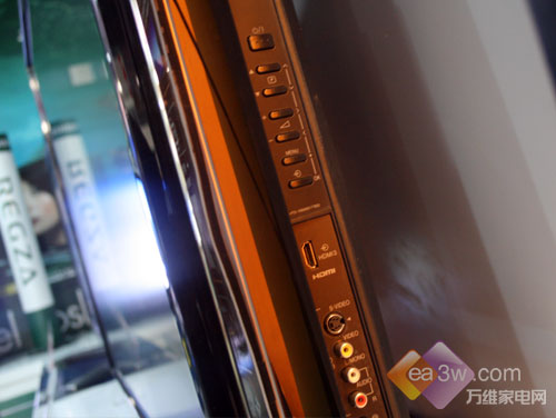 ��3000������֥52XF300CҺ�����