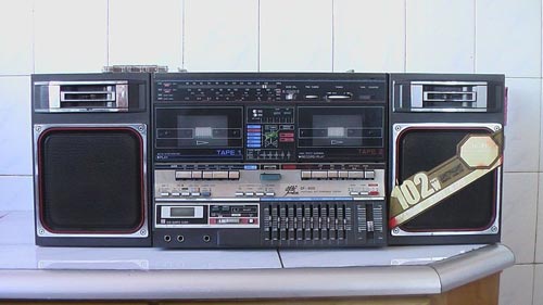80年代家用音响设备:经典的双卡录音机_家电