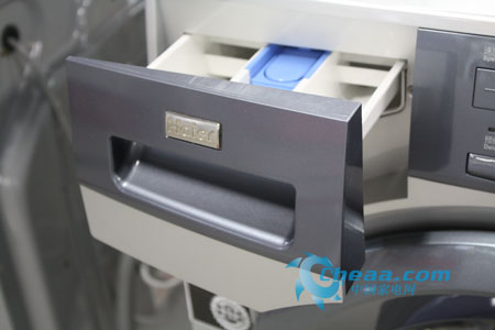 Ϊ����æ�塱����������������ϴ�»��Ƽ�