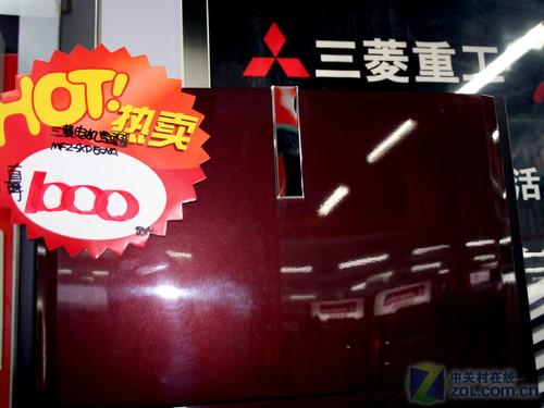 时尚酒红色外观三菱2匹空调欲破万