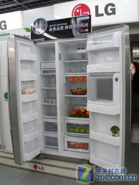 银色金属外观LG对开门冰箱现12369元
