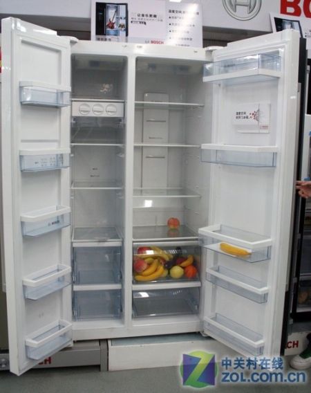 多出风口制冷博世对开门冰箱9082元