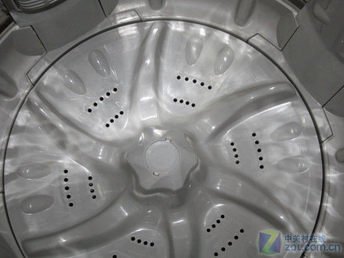 灵动蓝色外观小天鹅5.5kg波轮欲破3千