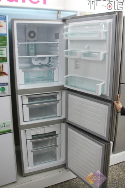 气质面板受关注海尔三门冰箱大卖