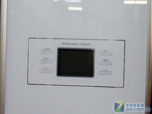 时尚玻璃外观海尔对开门冰箱现9800元