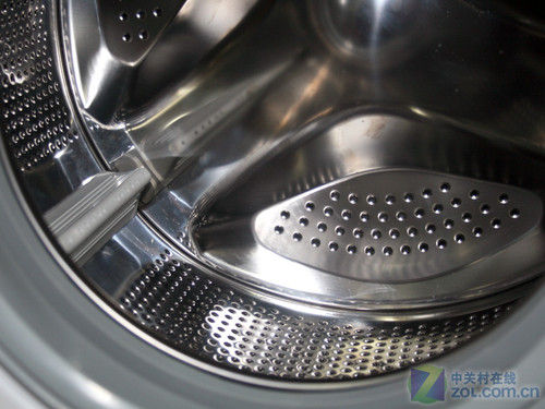 1.18洗净比小天鹅5.5kg滚筒现2299元