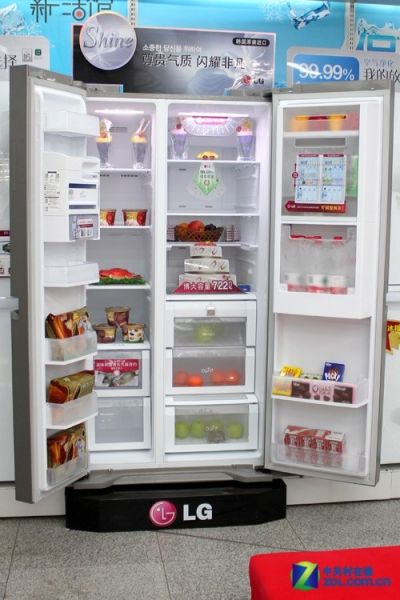 独特复式门设计LG对开门冰箱28800元