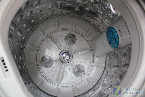 洗衣干衣更迅速LG7kg时尚波轮3168元