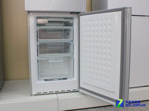 强化制冷配置西门子两门冰箱现2959元