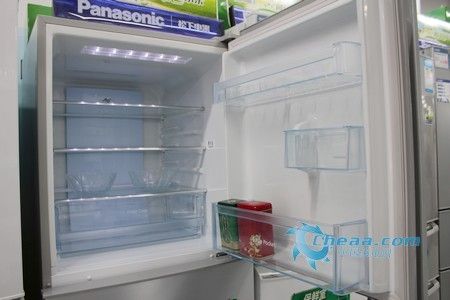 还您清新保鲜环境松下变频三门冰箱推荐