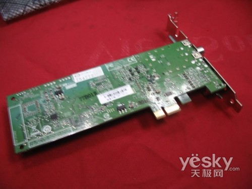 Ӳ��ѹ������̨PxPVR2200���ӿ�����