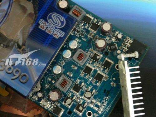 ˫���ʹ�۸�սǧԪ���³�ֵATI�Կ��Ƽ�(5)