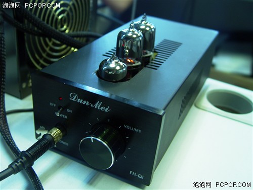 看高清好搭档悍马780G推出强力耳放