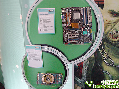 明星究竟啥样华硕DX10GF8主板近看
