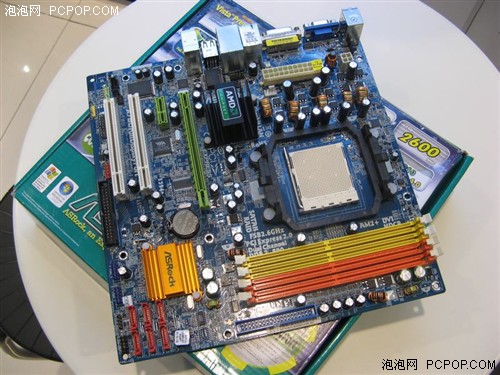 唯一带DisplayPort主板台系780到货