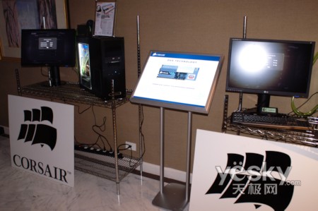 ������չʾ4GBDDR3-2000�ڴ���װ