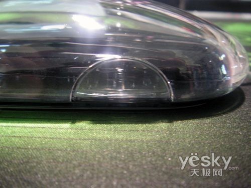 养眼又另类工包苹果鼠标崩盘价98元