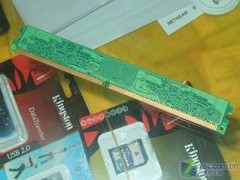 单面+窄板金士顿1GB/800内存125元