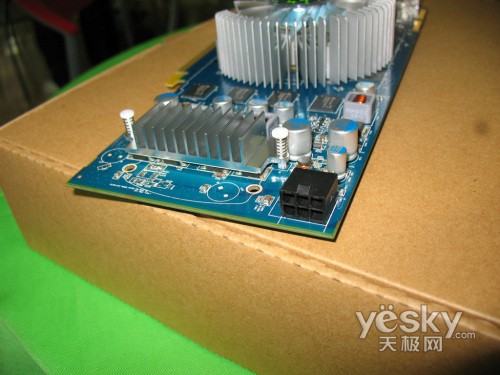 很超值蓝宝石HD3850白金版II代诱惑上市599