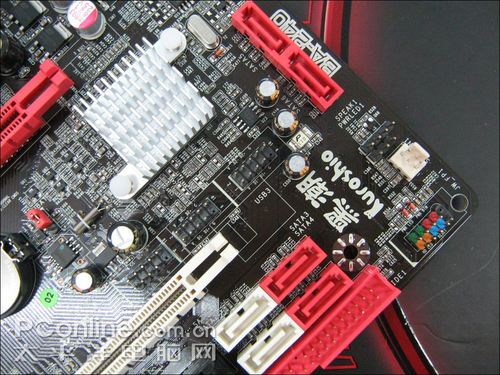 ���μ۸�����!�ڳ�ȫ��790GX���ֺ�ɫ����