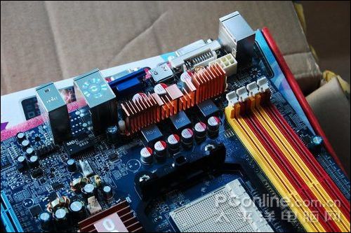 超频系统升级599元昂达790GX轻松破3GHz