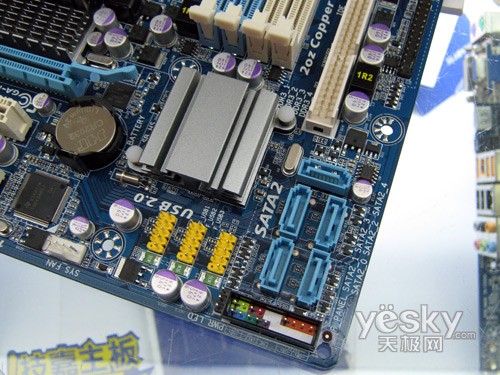 技嘉MA785GPMT-UD2H打造最强785G主板