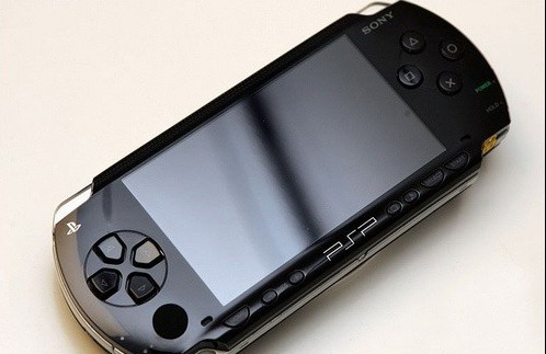 掌机之王争霸赛 PSP与NDS各曝优缺点_硬件