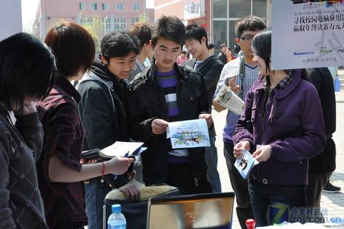 新思路新玩法 影驰2011校园行郑大站路演_硬