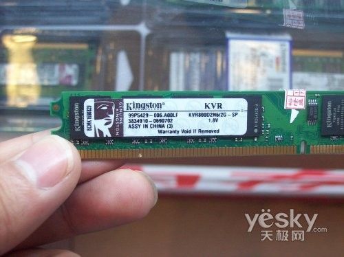 二代内存稳走金士顿DDR2-800售价175元_硬件