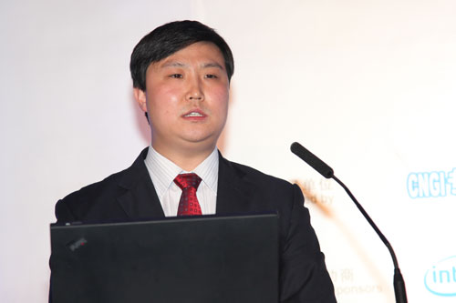 销及解决方案部贾文宇