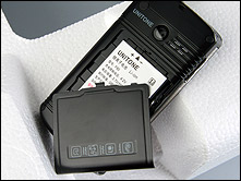 GPS导航300万像AF镜头娱乐手机友利通F80评测
