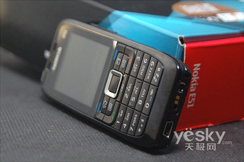 诺基亚e51最新上市价2800元