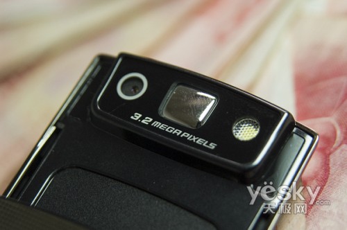 ƽ��ҹ�ȴٻ������Ļ����E950ǧԪ��