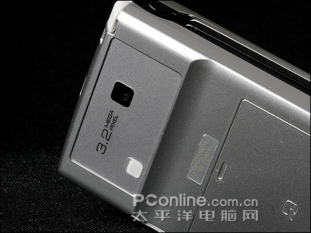 3.2寸ASV屏夏普AQUOS电视手机920SH评测(4)