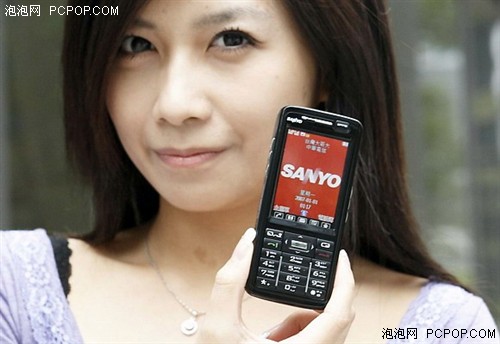 200万像素三洋发布G网双卡手机SAN168