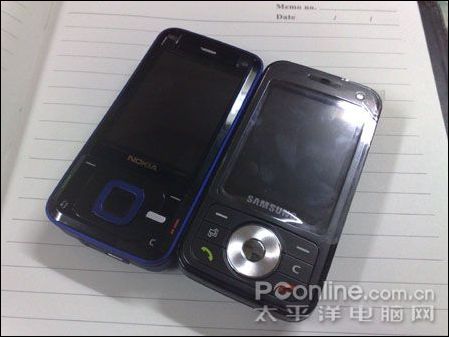 S60娱乐机王三星i458与诺基亚N81对比